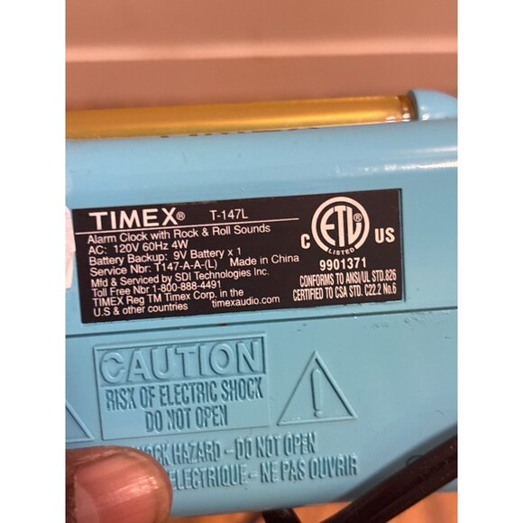 Timex T-147L Blue Retro Alarm Clock Radio With Rock & Roll Sounds - Picture 6 of 6